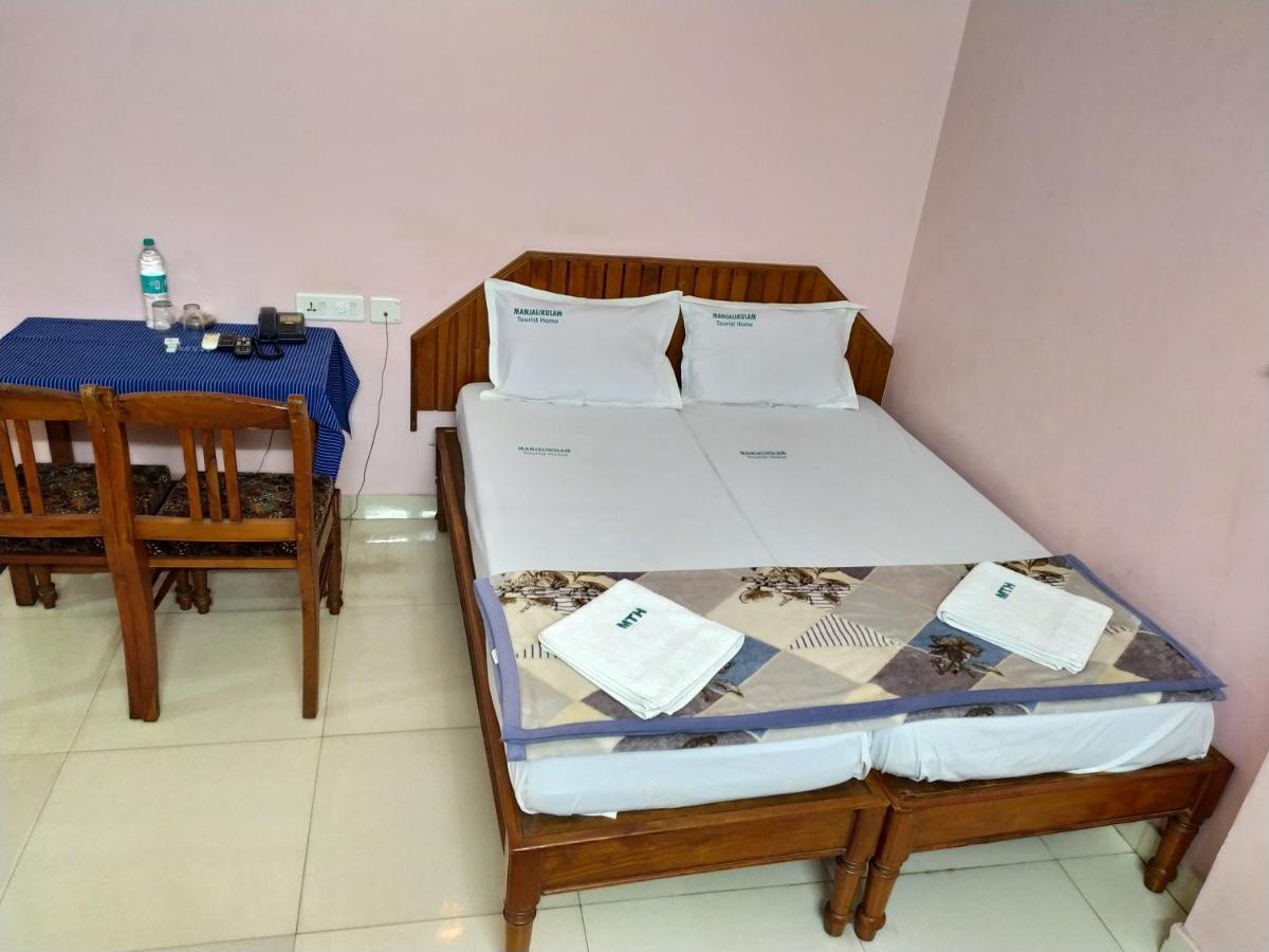 Manjalikulam Tourist Home Thiruvananthapuram Ngoại thất bức ảnh